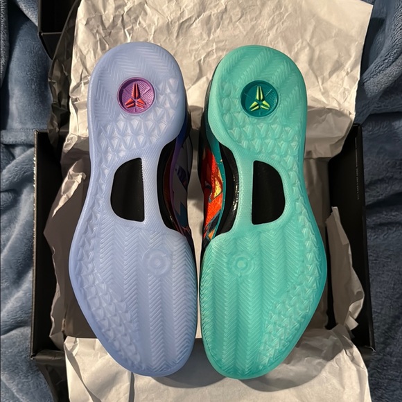 Kobe 8 - Picture 4 of 6